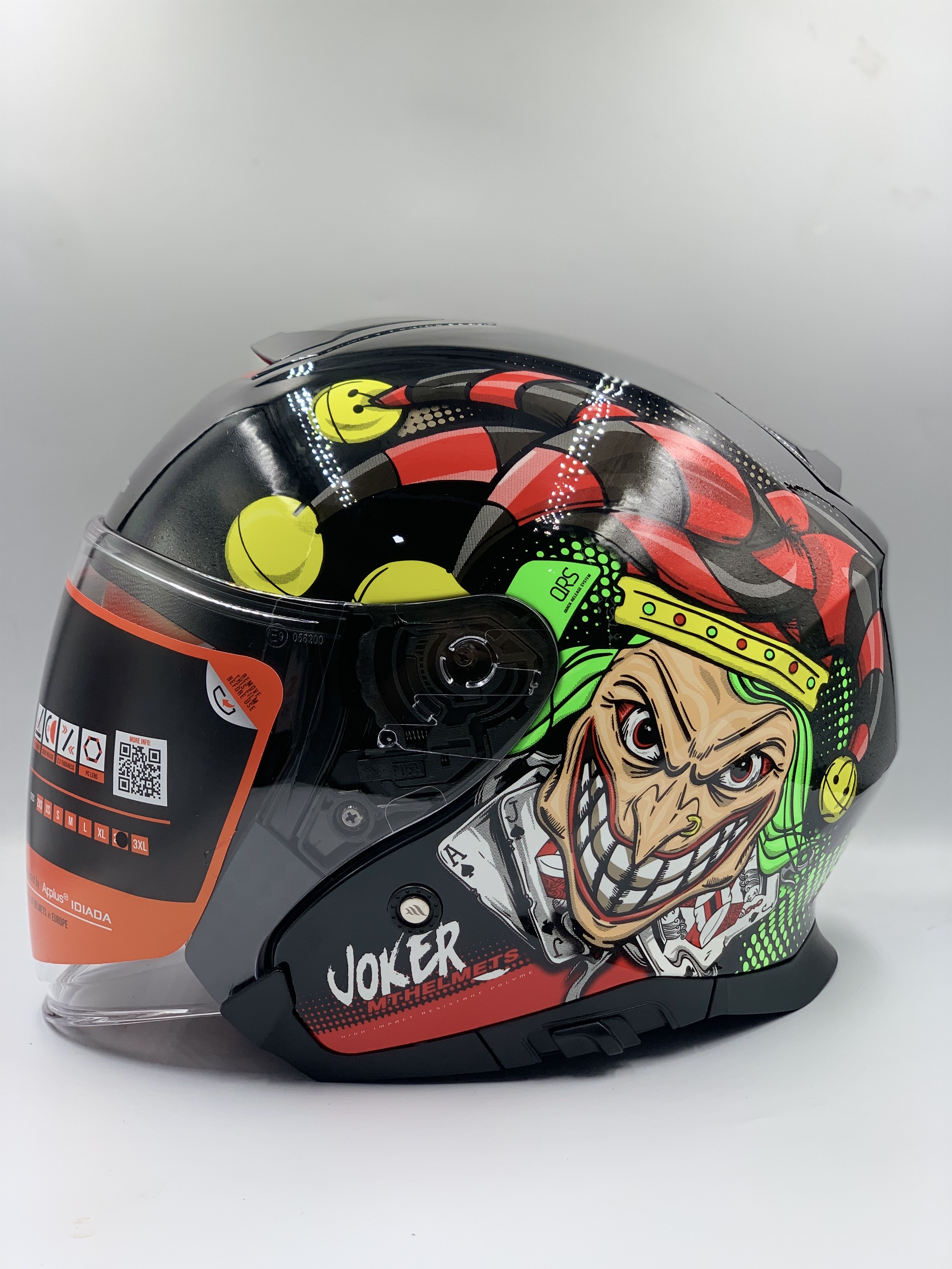 MT Helmet Thunder 3 SV Jet Joker A1 Gloss Black (ECE CERTIFIED)